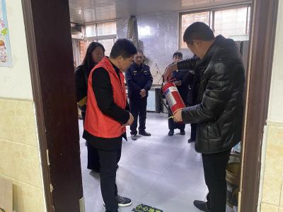 筑牢校园安全防线 护航学子健康成长