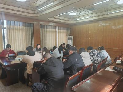 张家集镇团委开展党的二十届四中全会精神青年宣讲活动