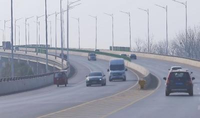 桥连民心 路通未来