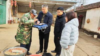 岁寒暖党心 慰问传温情