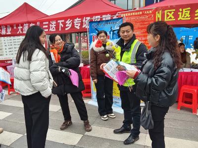 春风送岗暖民心 禁毒宣传护平安