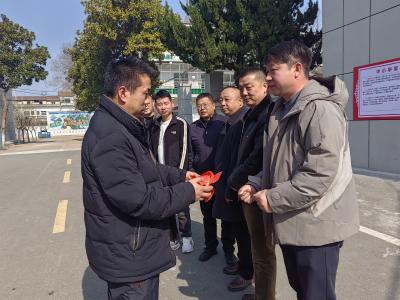 情系母校 爱心助学