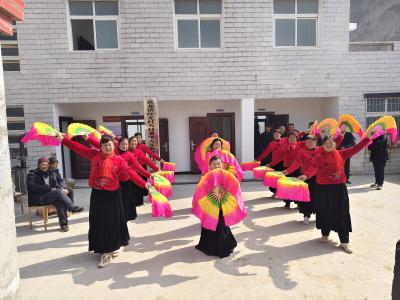黄龙：幸福食堂团年宴 欢声笑语迎新年
