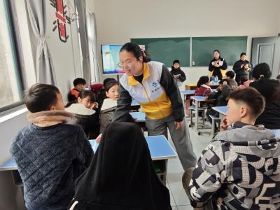 寓教于乐 温暖相伴