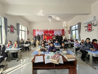 黄龙镇方岗村寒假爱心托管班温暖启航