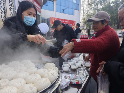 襄州区红星社区:福满元宵暖邻里 共话团圆享温情