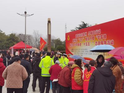 普法护航基层治理！襄州区开展“两法”宣传志愿服务活动