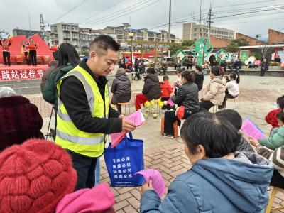 伙牌镇：元宵灯谜话禁毒 文艺汇演筑防线