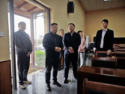 省社科联到黄龙镇验收社科基地建设