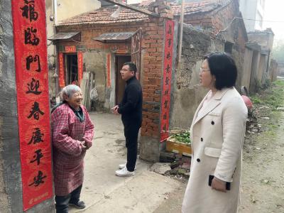 禁种铲毒不止步  无毒程河共守护