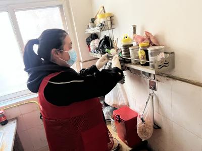 浩然街道东升社区:开展“学雷锋 做志愿”主题服务活动