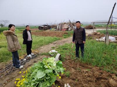 筑牢禁毒防线 人大代表在行动