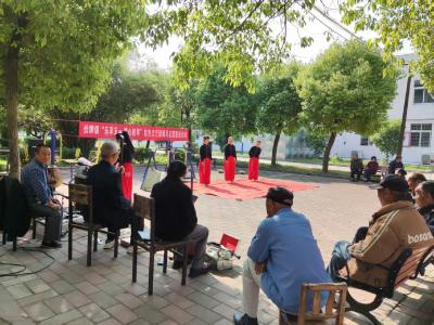 乐享五一 暖心相伴 伙牌镇红色文艺轻骑兵情暖福利院
