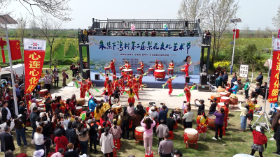 千亩梨花开 下湾迎客来
