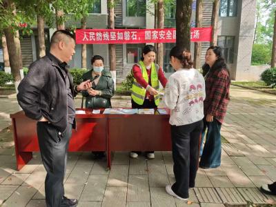 张家集镇开展4·15国家安全日禁毒宣传活动