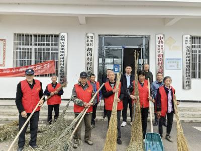 人大代表带头整治环境 一线履职扮靓和美乡村