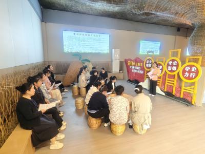 书香传家风 程河镇温情献礼母亲节