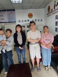 六小时化解婚姻危机 一站式服务暖民心