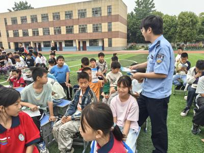 伙牌镇：筑牢安全防线 护航学生成长