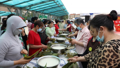 粽叶飘香睦邻里 暖心端午惠民生