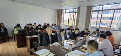 黄州区审计局集中传达学习全区六次党代会精神