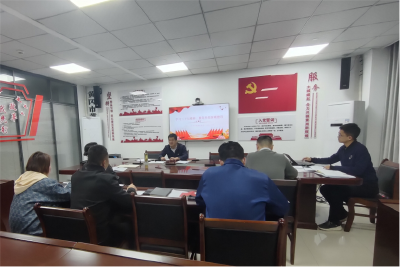 区项目建设服务中心开展“学习二十大精神  服务科技新城建设”党课活动