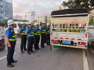 “橙色”预警下的“城管蓝”