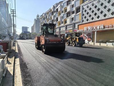 黄州区加速推进学生街排水防涝项目