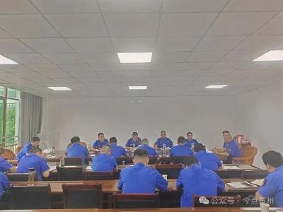 他们在双重赛道上书写别样担当