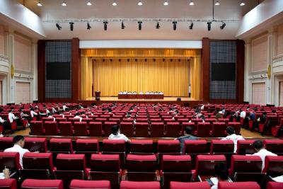 黄州区委党的建设工作领导小组会议暨深入贯彻中央八项规定精神学习教育和集中整治违规吃喝工作推进会召开