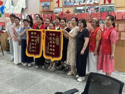 黄州区“公益红娘”四年牵手200余对 锦旗见证幸福路