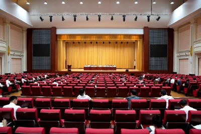 黄州区委党的建设工作领导小组会议暨深入贯彻中央八项规定精神学习教育和集中整治违规吃喝工作推进会召开