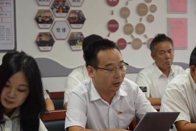 黄州区交通农路部门开展“学习身边的榜样”典型事迹宣讲活动