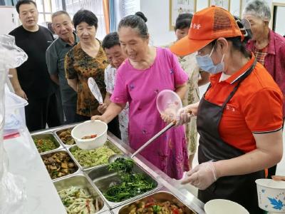 黄冈黄州：饭碗里盛着社区夕阳红