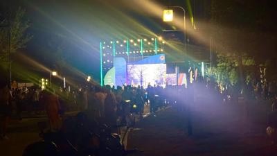 民谣不插电，黄州很来电！白潭湖夏夜太燃了~