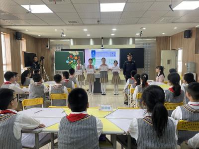 让垃圾分类知识融入“小课堂”