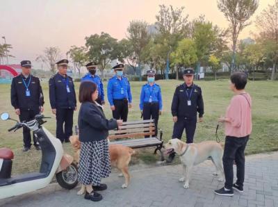 文明养犬不随“便”不掉“链”