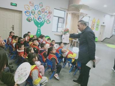 助力西湖桥 扶困培幼苗