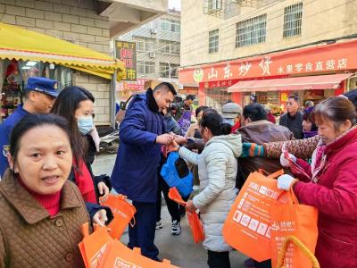 消防宣传进市场 提升商户安全意识