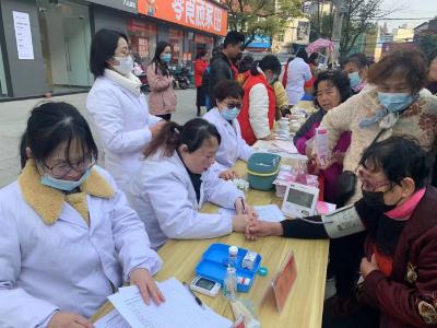 公益集市”缔造幸福生活