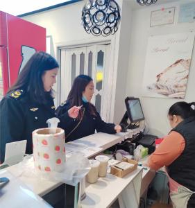 聚焦“三小”行业 助力城市创建