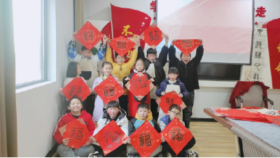 妙口声花吐锦绣 笔墨飘香尽芬芳