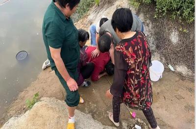 点赞！危急时刻，他挺身而出救起落水者