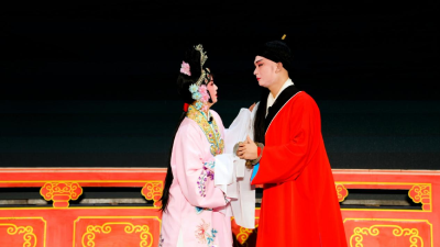 楚韵悠长暖金秋，好戏连台润心田——湖北省实验楚剧团2025年度展演圆满落幕