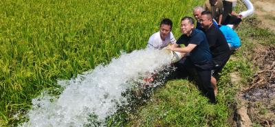马桥镇：一本抗旱纪实册   镌写保丰收点滴