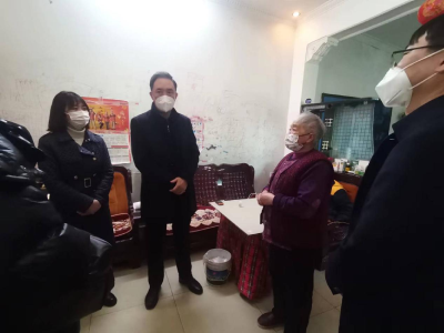 省民政厅赴咸安区开展走访慰问活动