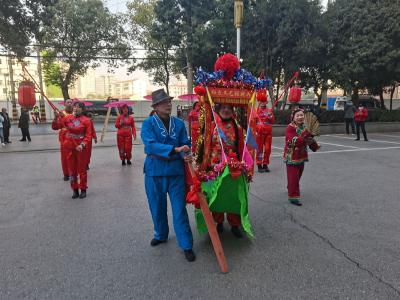 文艺惠民 温泉街道接连举办志愿服务活动