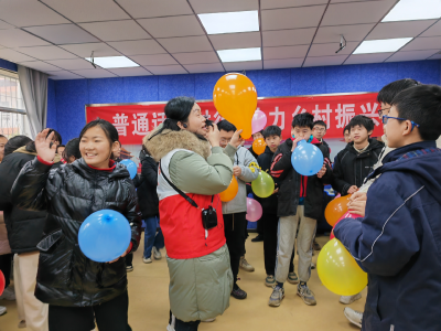 区民政局开展未成年人心理健康疏导活动