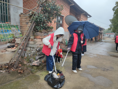 贺胜桥镇：关爱老人零距离  志愿服务暖人心