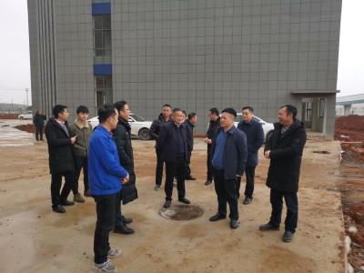 市经信局调研咸安区工业经济“开门红”